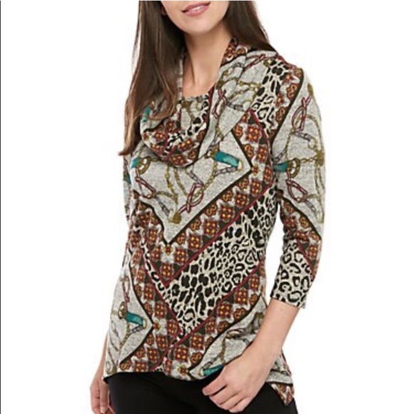 new directions Sweaters - New Directions Cowl neck Shark Bite Top Sz Large